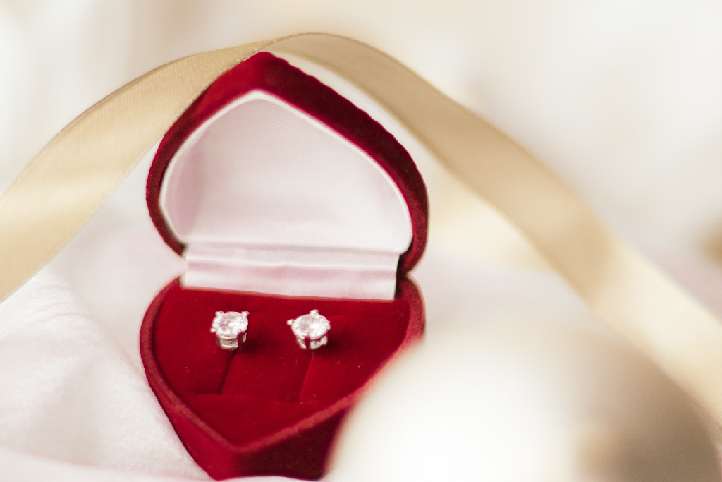 3 Tips for Buying Your Partner Valentine's Day Jewellery
