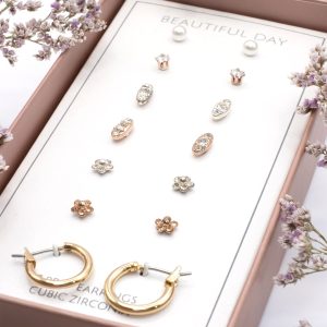 Boxed Multipack of 7 Earrings